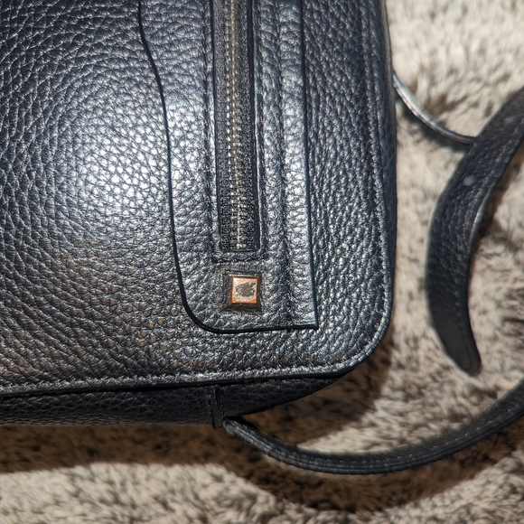 Rebecca Minkoff small camera crossbody bag - Picture 7 of 13